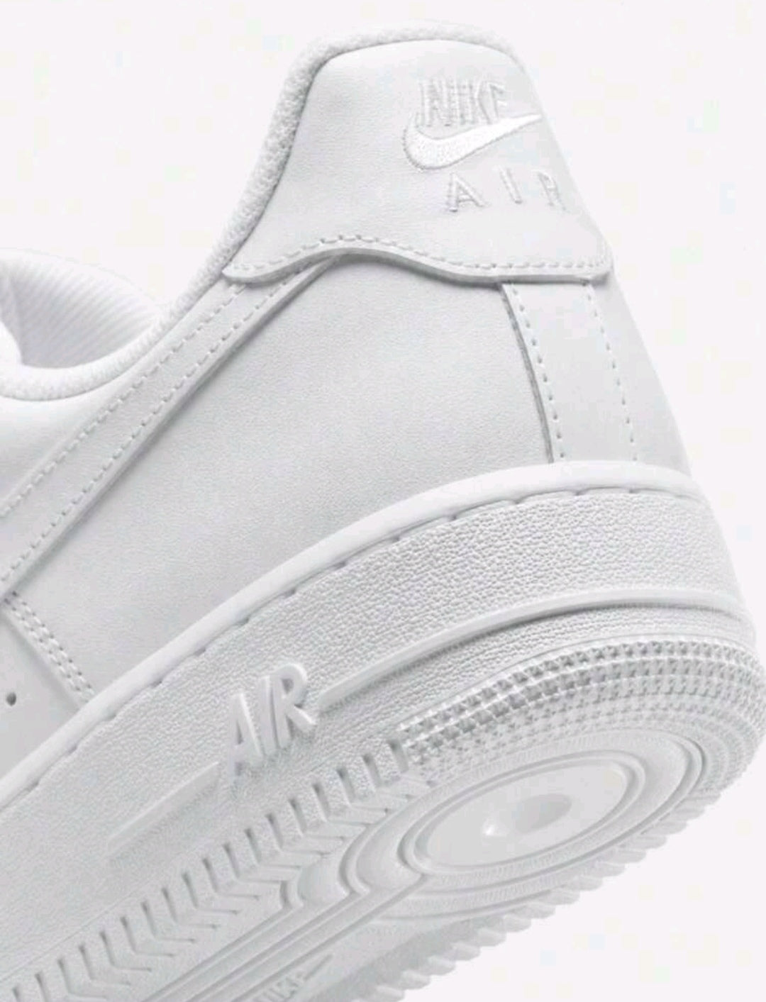 Nike Women's Air Force 1 '07 White Sneaker
