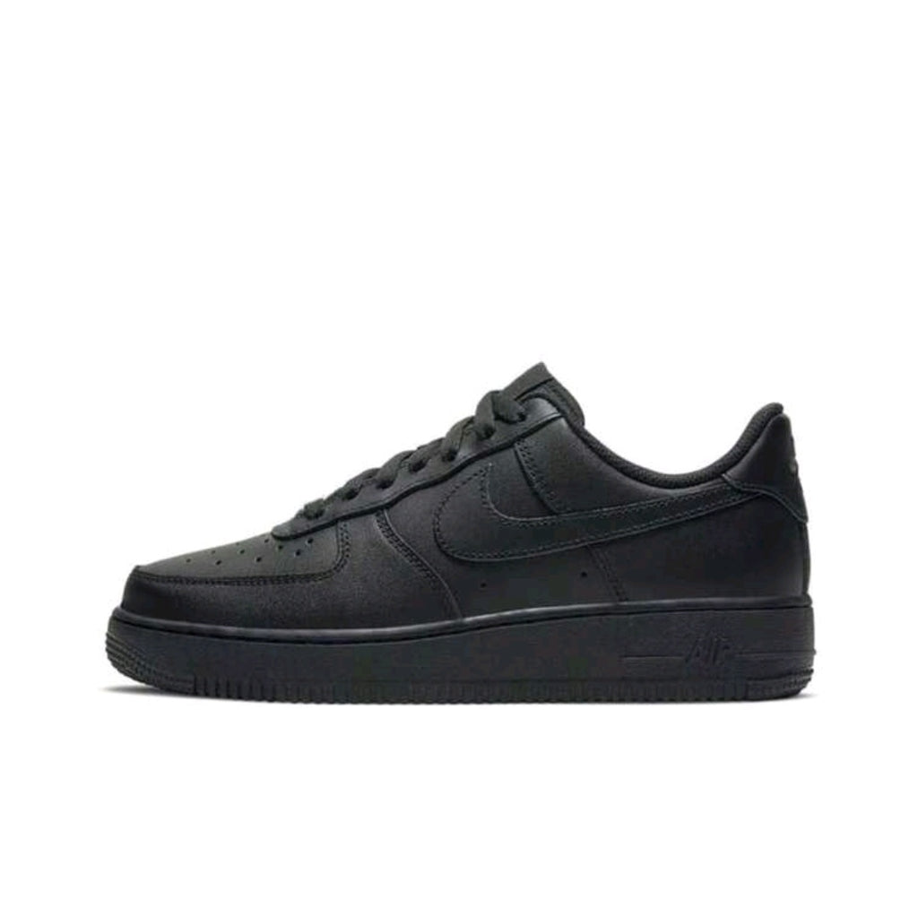 Nike Men's Air Force 1 '07 Black Sneaker