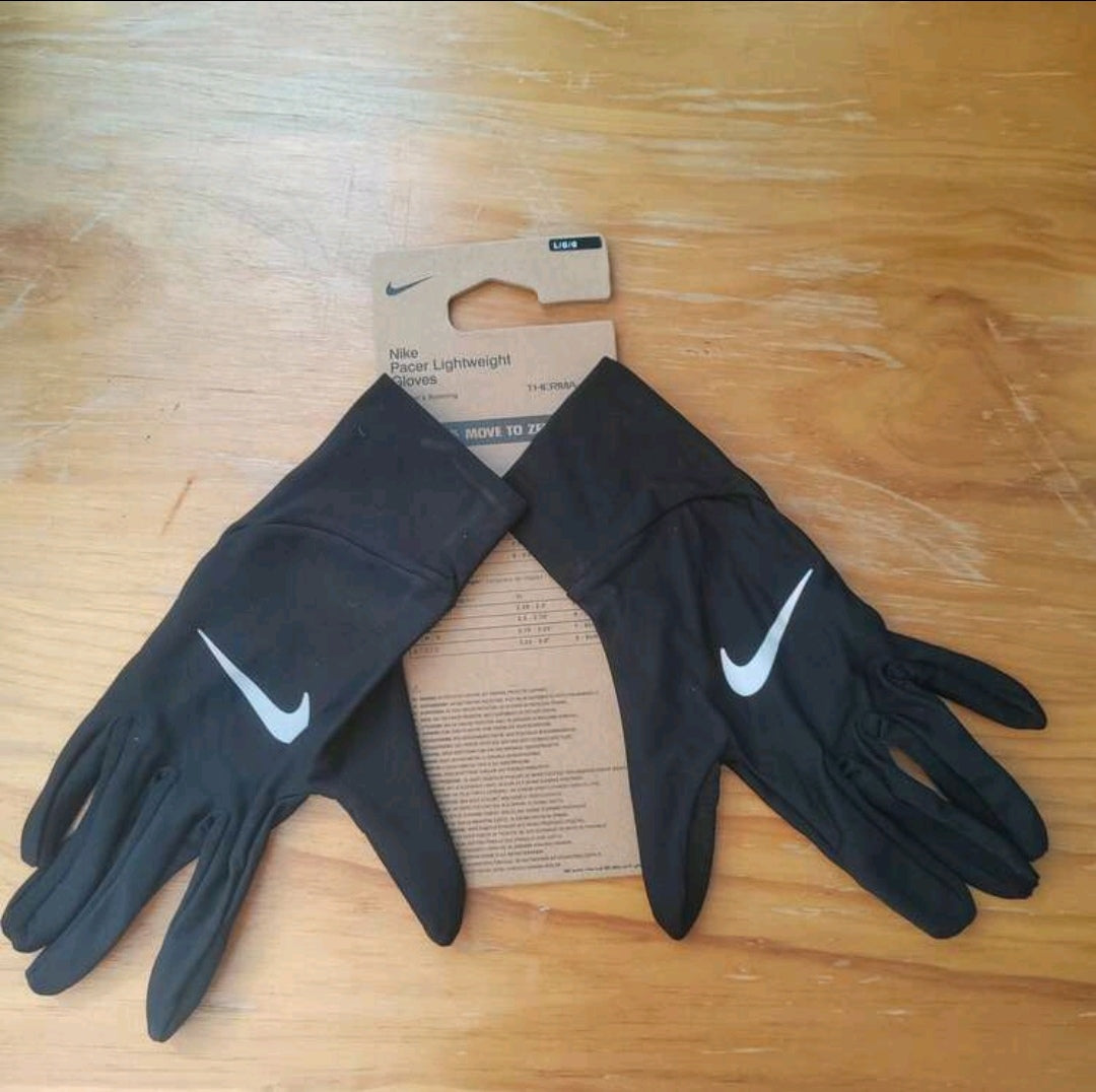 Nike Sports Gloves Unisex Outdoor Cycling Football Running Anti-Slip Warm Windproof Quick-Drying Black
